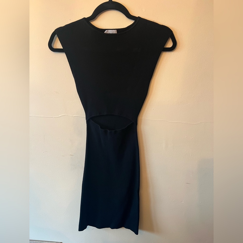 ARITZIA (Wilfred free collection) mini black dress